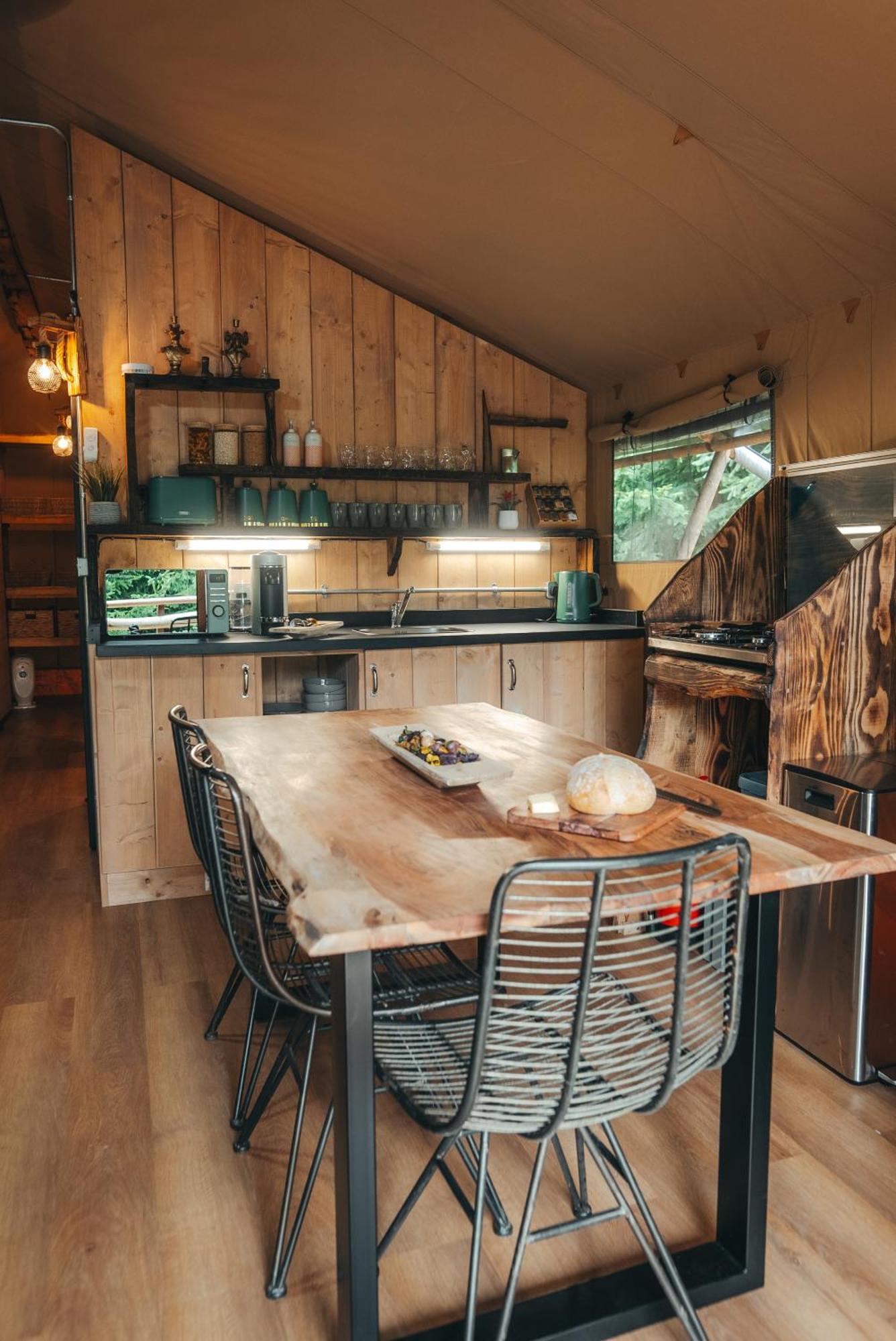 Cosy Forest Lodge Penrhos  외부 사진