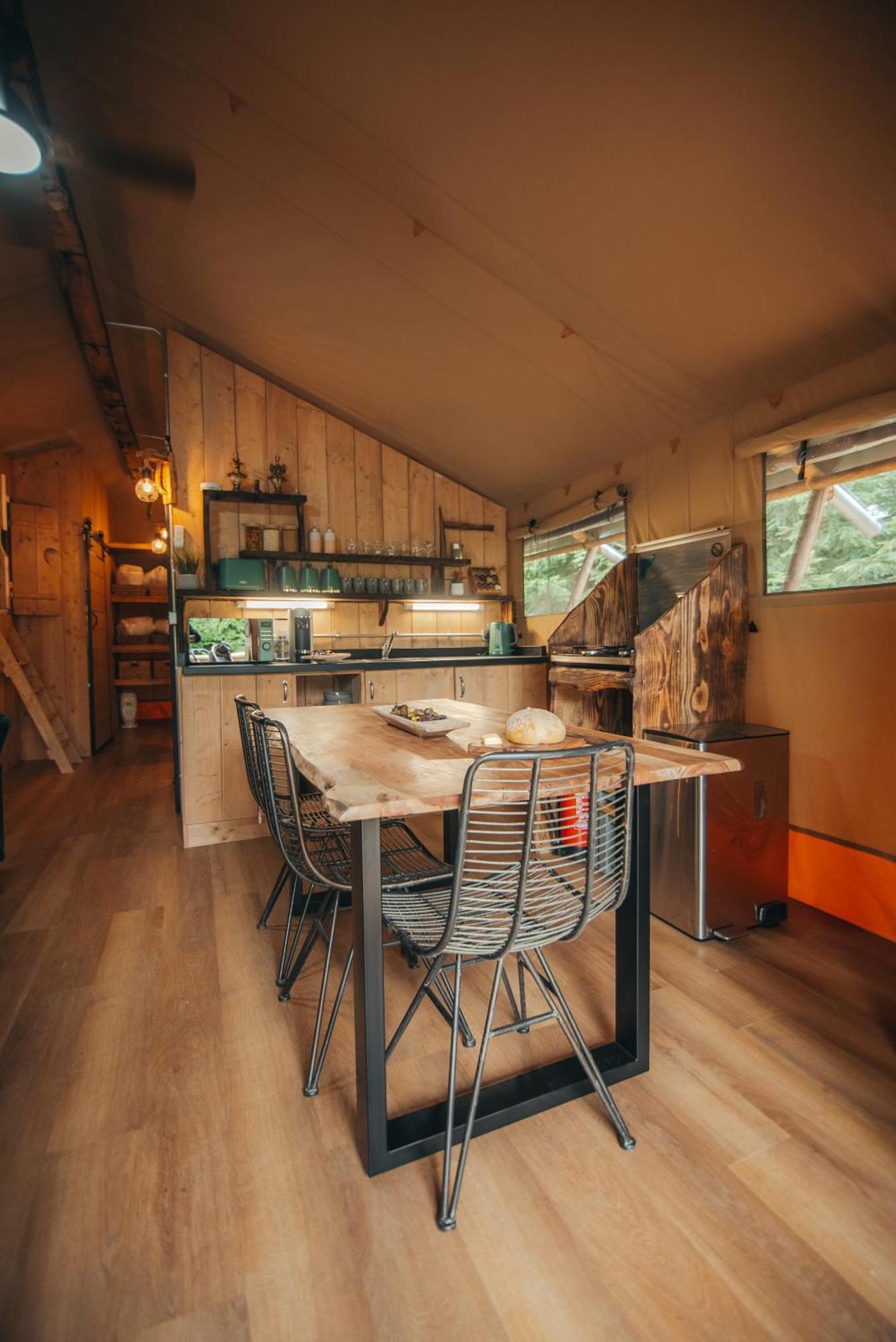 Cosy Forest Lodge Penrhos  외부 사진
